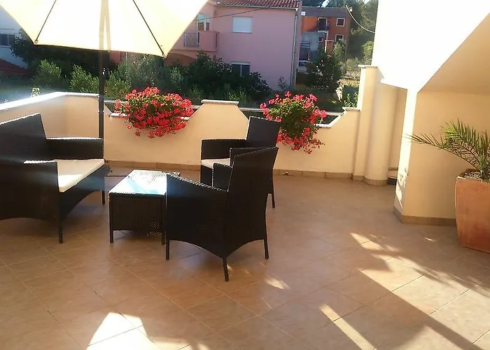 公寓 Danijela 扎达尔